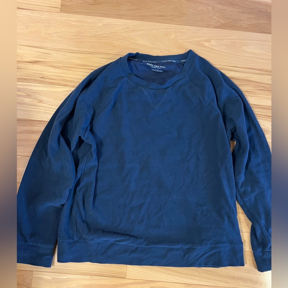 Andrew Marc men’s sweater size medium